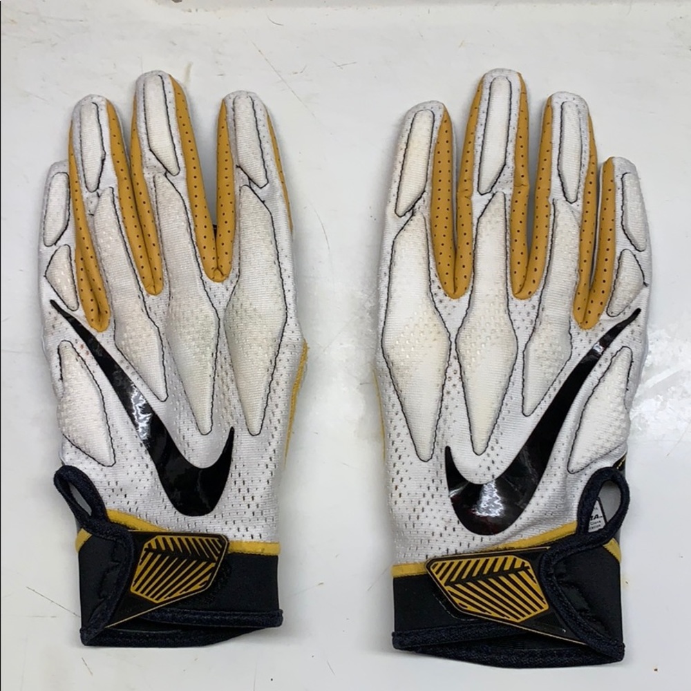 Nike Missouri Tigers Superbad Football Gloves